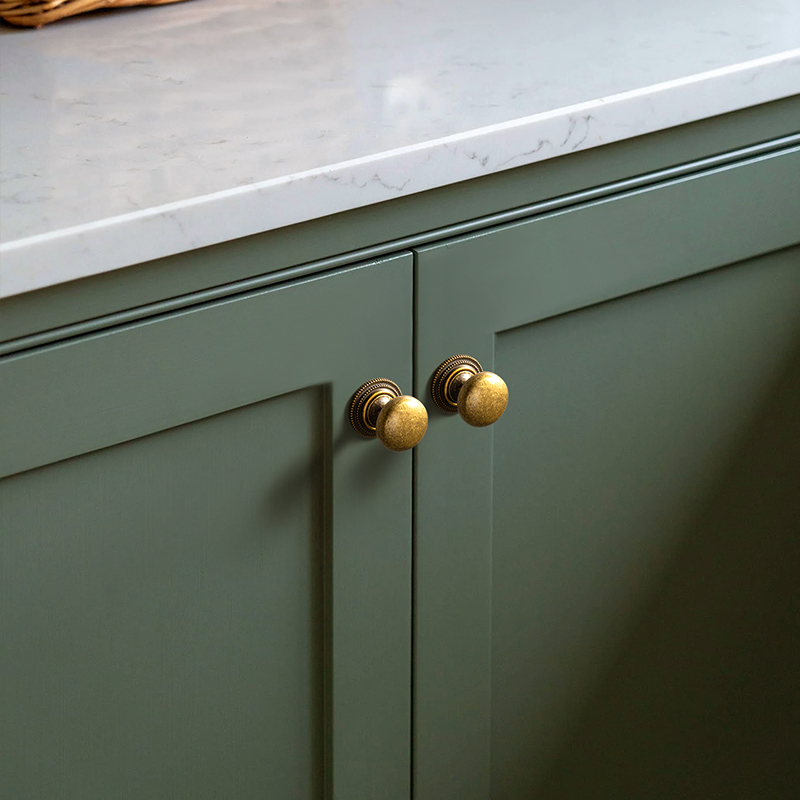 Goo-Ki Antique Brass Drawers K - огляд і ціна Furniture Hardware With Backplate